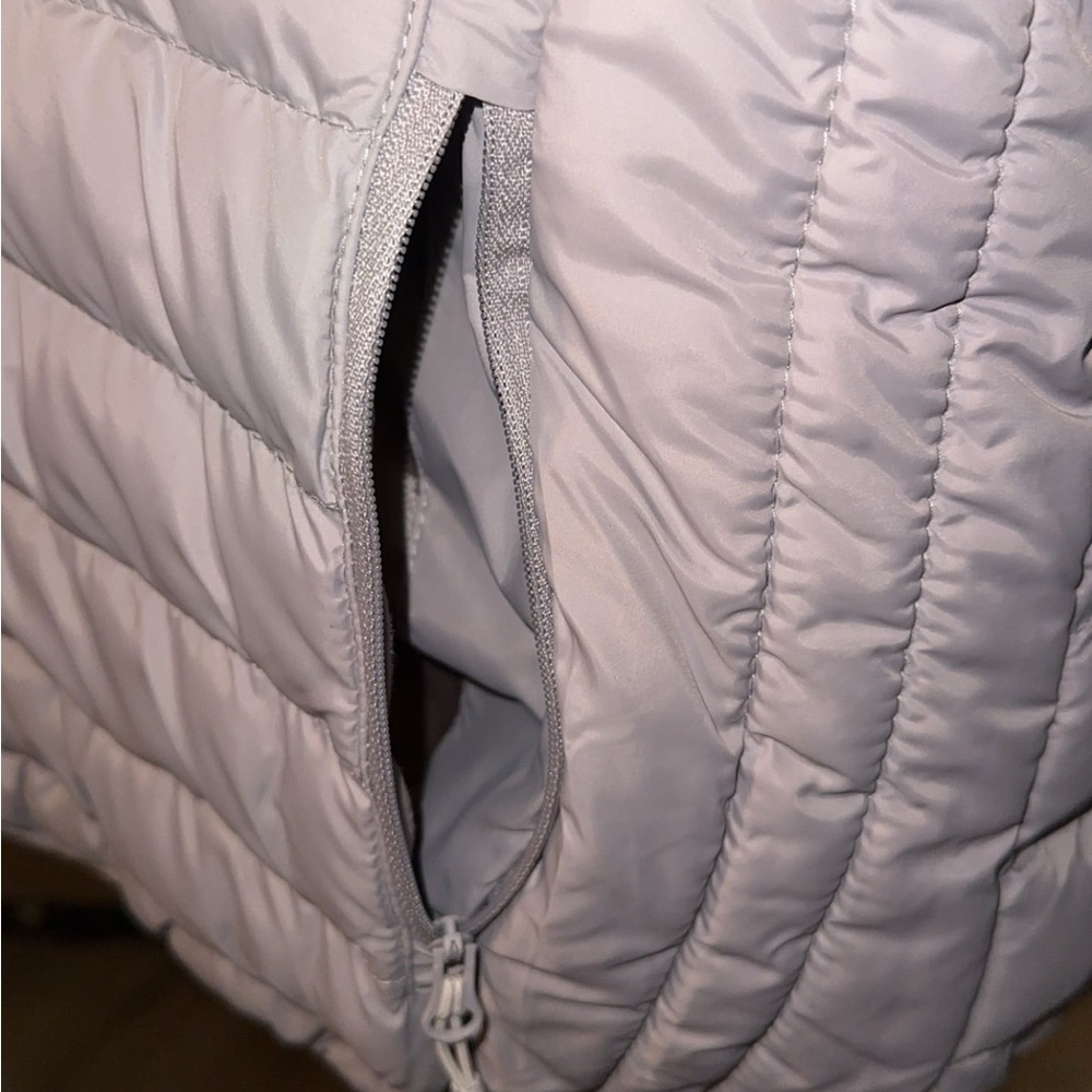 NWT Gray Men’s Sketchers Puffer Jacket - Picture 3 of 5